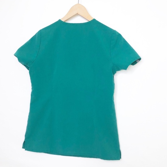 Fix technical collection, green V-neck tunic top - Picture 5 of 8